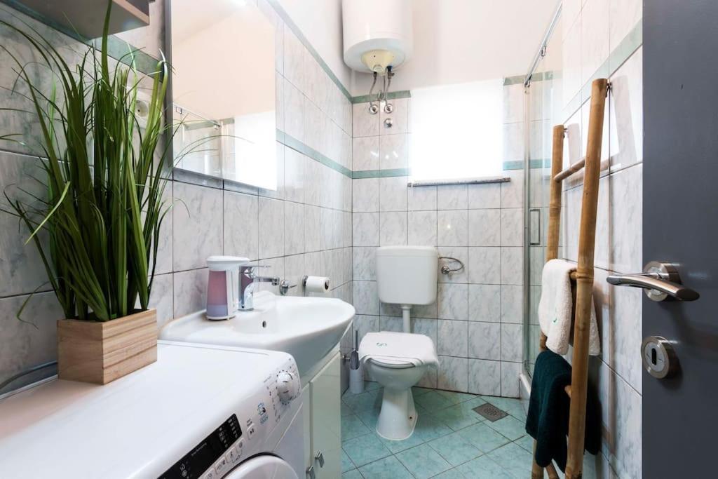 Apartman Smaragd ฟาชานา ภายนอก รูปภาพ